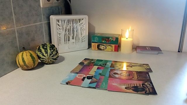 Таро / МЫСЛИ и ЧУВСТВА к ВАМ загаданного мужчины ⁉️🔅 #таро #гадания смотреть онлайн