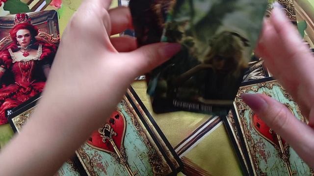 Любовный треугольник🩷❤️💔 Мысли, чувства, действия к каждой💌