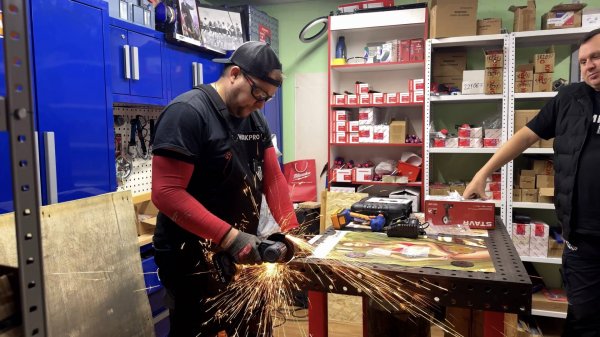 Мини-УШМ STAVR SAG 18BL-76V-1