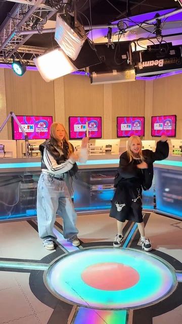 Записали классный тренд с Мирославой и Златой! @MiroslavaBykova #тренды #детскоерадио смотреть онлайн