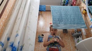 стою 5 минут на холодной ванне