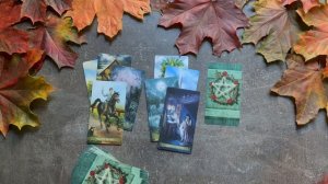 Почему молчит/ не пишет? #таро