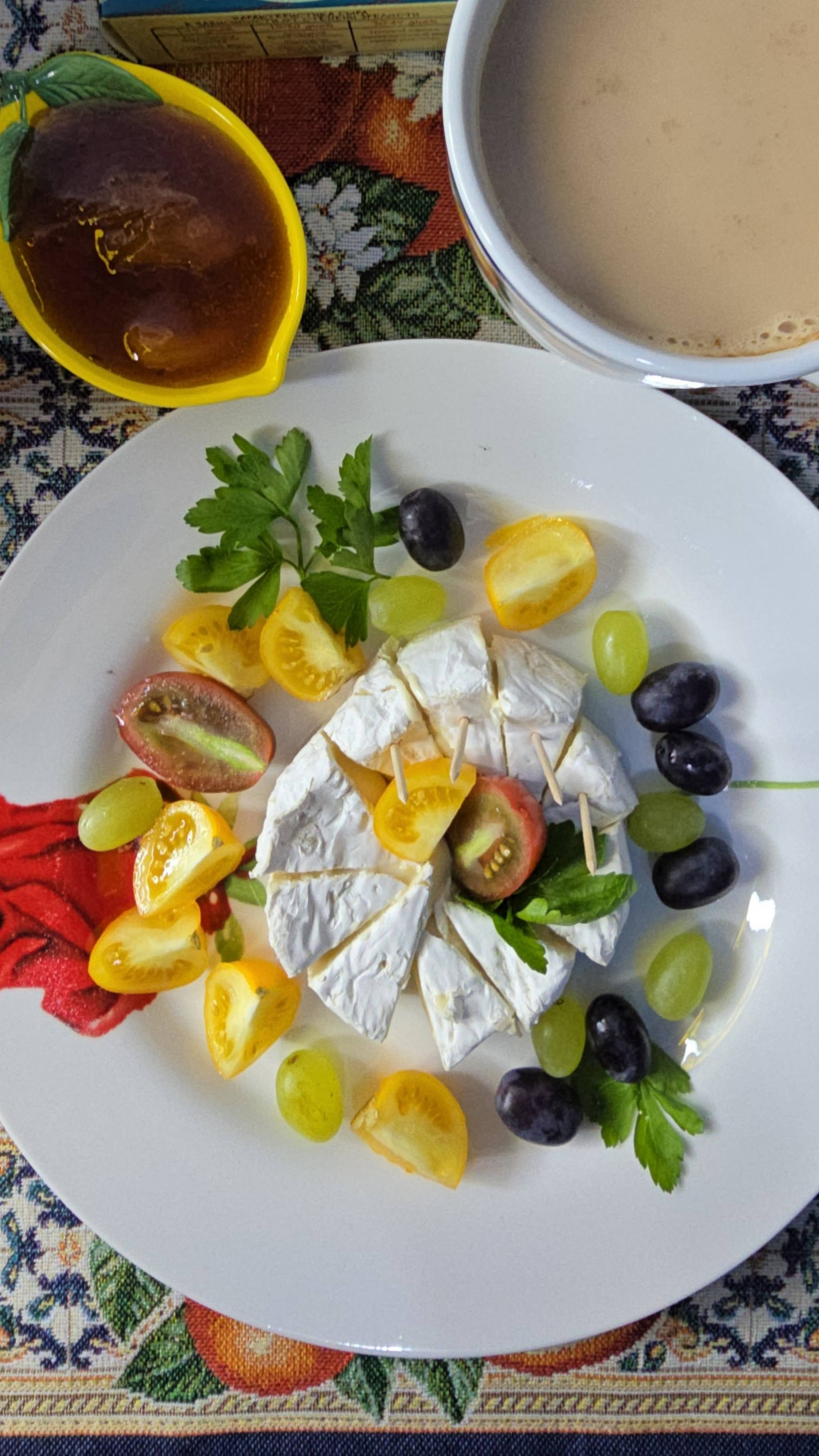 🍇 Сырная тарелка 🧀 Рубрика Готовим вместе 🤗 Мукбанг ☕️ еда смотреть онлайн