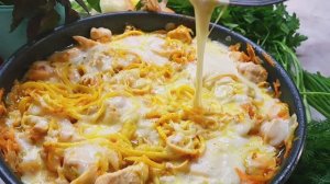 Спагетти из кабачков с куриным филе под моцареллой! Это очень вкусно!😋😋😋