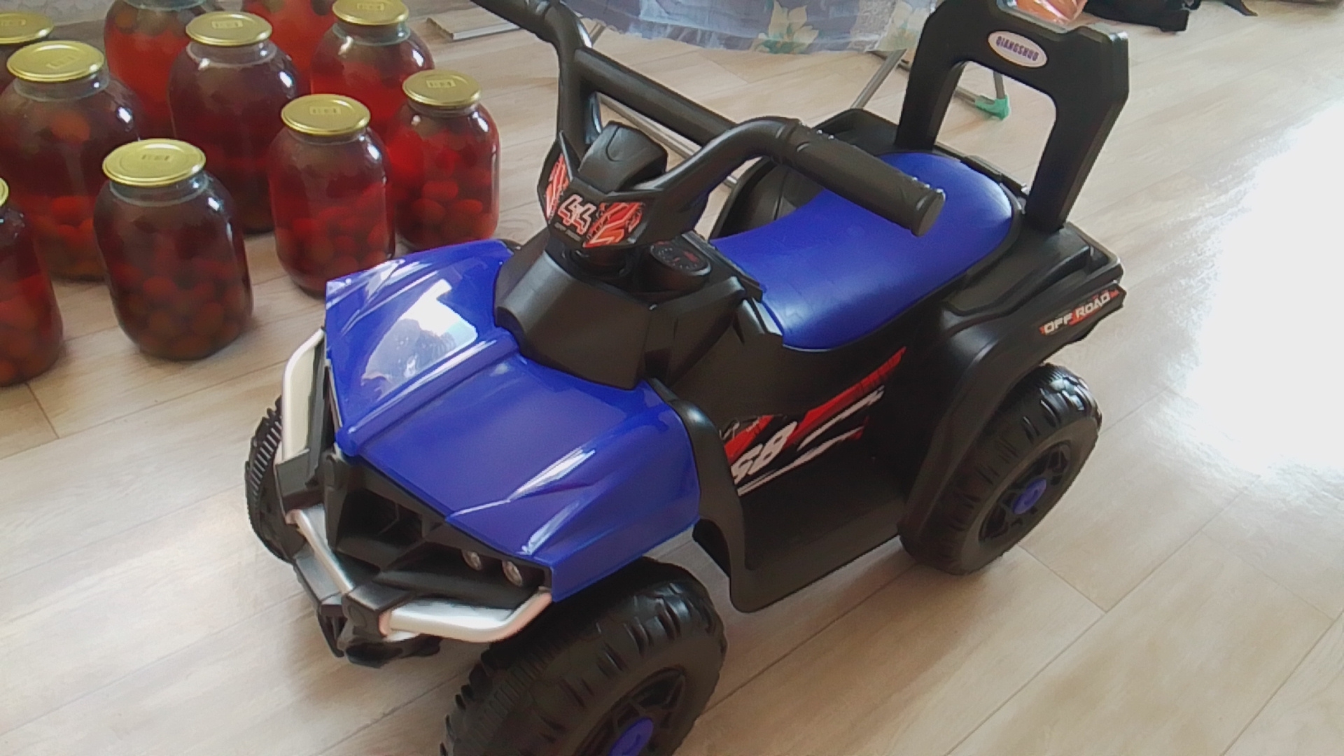 Электромобиль!Подарки и Гостинцы от папы смотреть онлайн