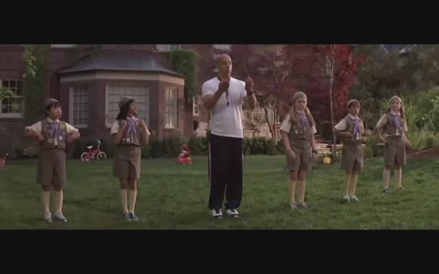 Bobi Boba и лысый нянька