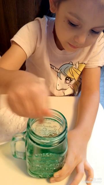 Фокус вместе с Нами🤗👌 Попробуй 😎🌷
#фокус #эксперемент #сестры #творчество