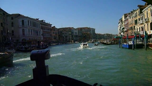 На Гранд-Канале в Венеции (Италия) смотреть онлайн