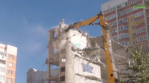 В Самаре приступили к сносу аварийного дома на пересечении проспекта Карла Маркса и Киевской