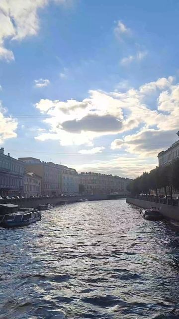 в чудесный осенний день на Исаакиевской площади