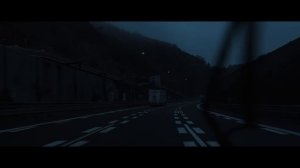 Дождливая вечерняя дорога. Едем по шоссе перед рассветом для сна и учебы