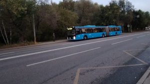 Автобус ЛиАЗ 6213 борт 191802,  маршрут 687 и автобус ЛиАЗ 6213 борт 191892, маршрут 687