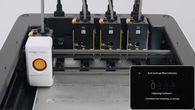 Видеоруководство Snapmaker U1 / Калибровка смещения печатающей головки тулченжера смотреть онлайн