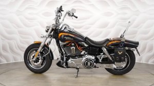 Harley-Davidson CVO vin 5HD1PX4E0AC900239