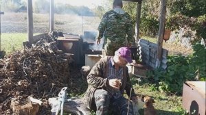 02.10.2025. Жизнь в деревне : Готовим Еду на костре . Приехал Гость ! Дела житейские