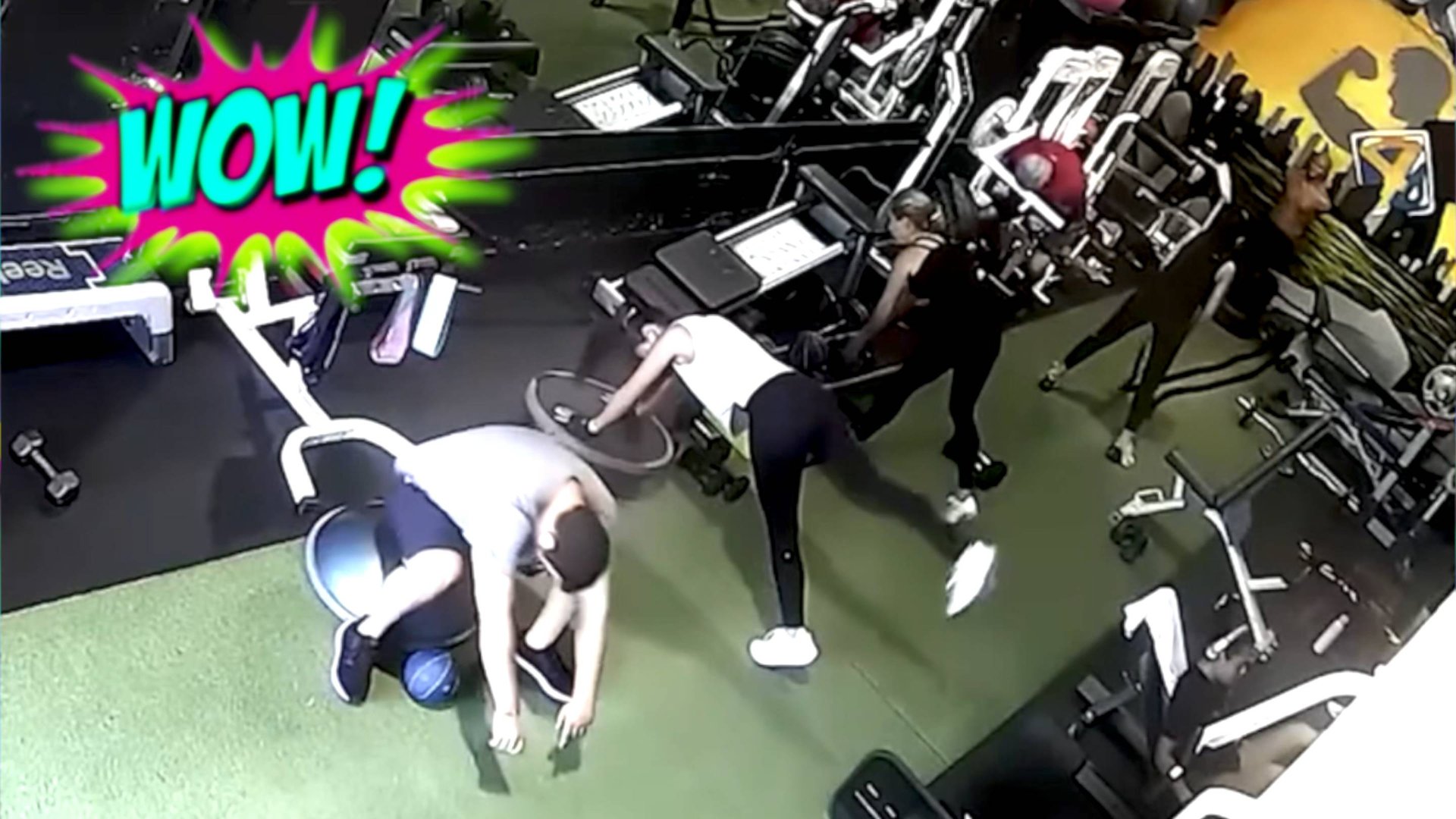 СМЕШНЫЕ ВИДЕО: ПРИКОЛЫ, КОТОРЫЕ ЗАСТАВЯТ ВАС СМЕЯТЬСЯ смотреть онлайн