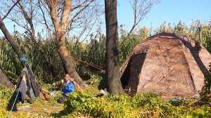ВЗЯЛ ЖЕНУ на ОТКРЫТИЕ ОХОТЫ. НОЧЁВКА В ПАЛАТКЕ С ПЕЧКОЙ и РЫБАЛКА.  Охота на утку 2025