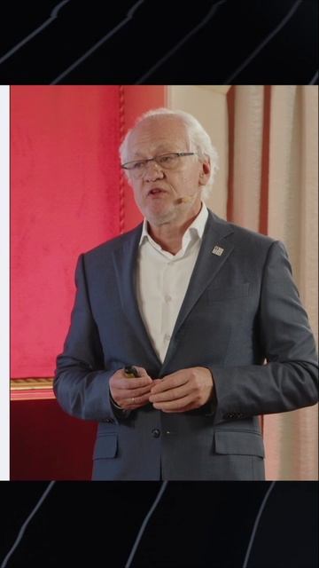 Алексей Ананьин, Президент ГК «Борлас», о приобретении ГК Softline 51% доли в BeringPro смотреть онлайн