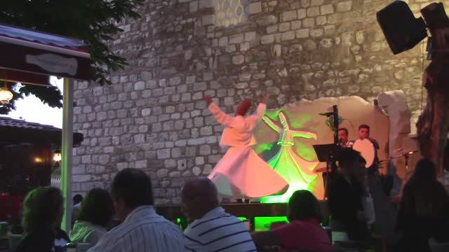 Танец турецких монахов - дервишей / Ретровидео смотреть онлайн