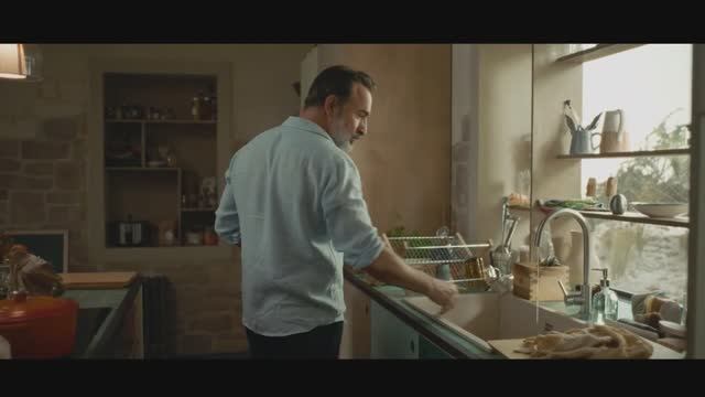 Трейлер фильма "Дорогая я уменьшаюсь". – Борьба за выживание в мире, ставшем огромным смотреть онлайн