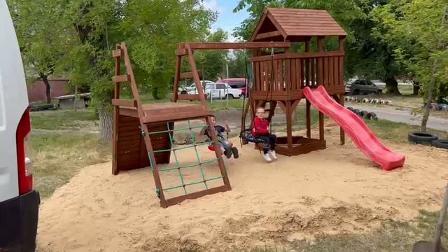 Детская игровая площадка CustWood Scout SC8 смотреть онлайн