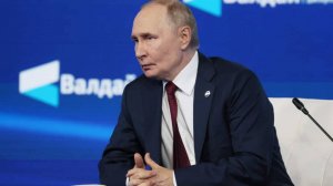 Путин оговорился, назвав себя директором ЦРУ