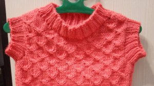 Жилет для девочки спицами
