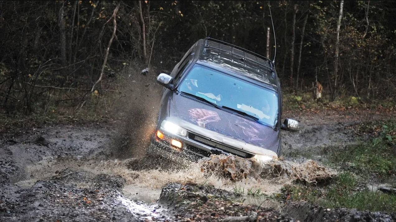 Жёсткий спор! Японские внедорожники против Американских! Неожиданный результат, Off-Road смотреть онлайн