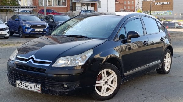 Обзор автомобиля CITROEN C4 год 2008