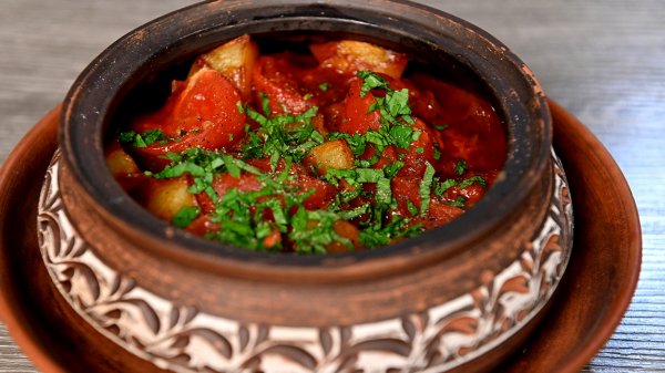 Тас кебаб – «каменный кебаб»