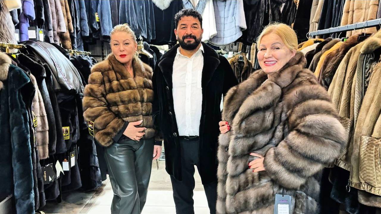 G-furs Новые яркие норковые и соболиные шубы Шубы из куницы и пушнины смотреть онлайн