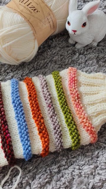 Весёлые носочки получаются! 🧶🧦🙂 смотреть онлайн