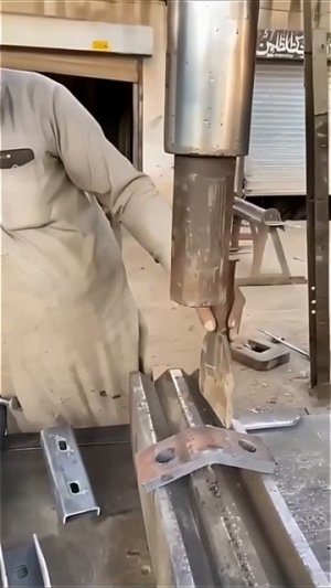 Знаете как в Пакистане выглядят нанотехнологии? Вот таким образом