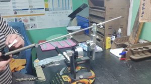 Тест брусков ОМК Венёв. 9Cr18MoV 61HRc.