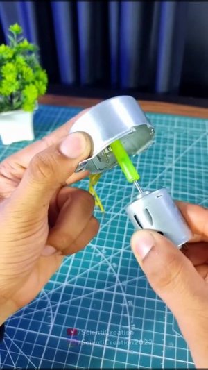 Механический инвертор электрического тока.