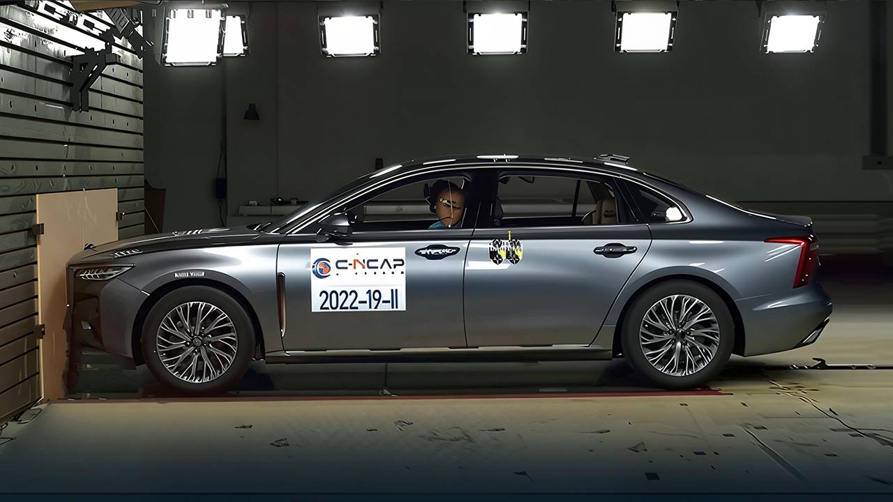 Краш-Тест Hongqi H5 смотреть онлайн