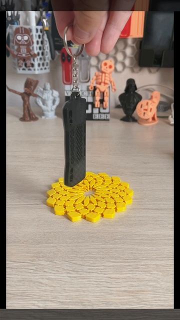 см-описание_Брелок Nissan Skyline R34 GT-R смотреть онлайн