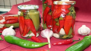 Острый перец маринованный на зиму
