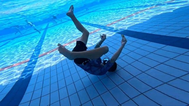 Бассейн смотреть онлайн