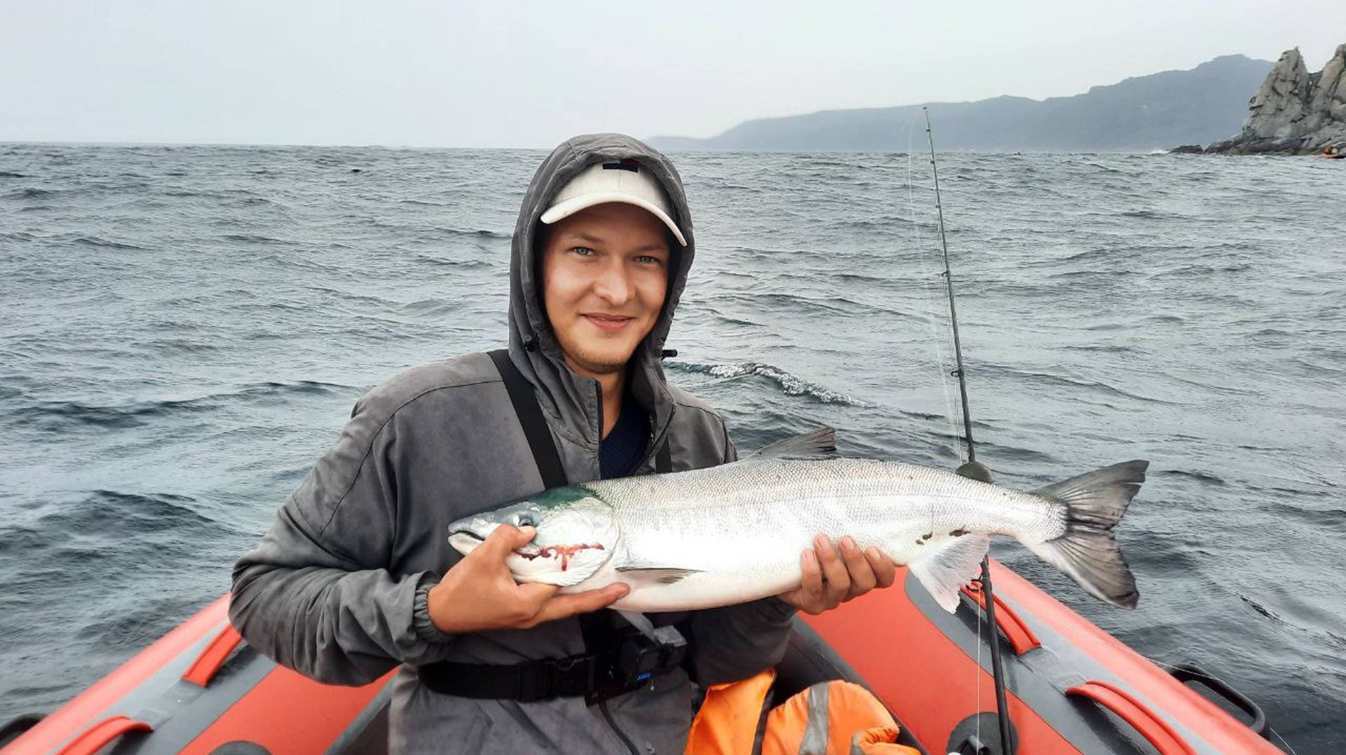 Морская Рыбалка! Ловля кеты. Рыбалка в Приморье! смотреть онлайн