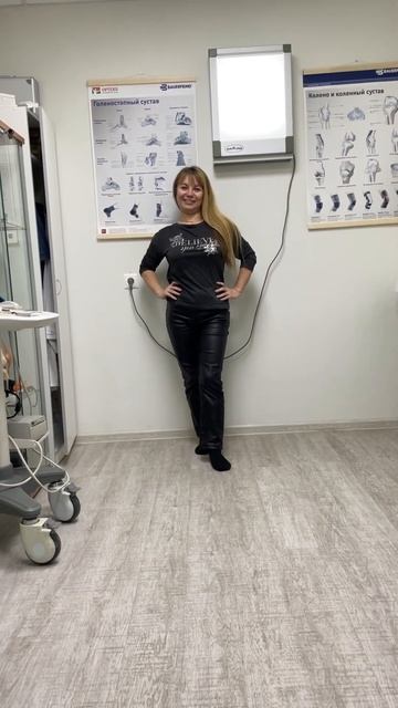 6 недель после операции по поводу реконструкции переднего отдела стопы. Hallux Valgus