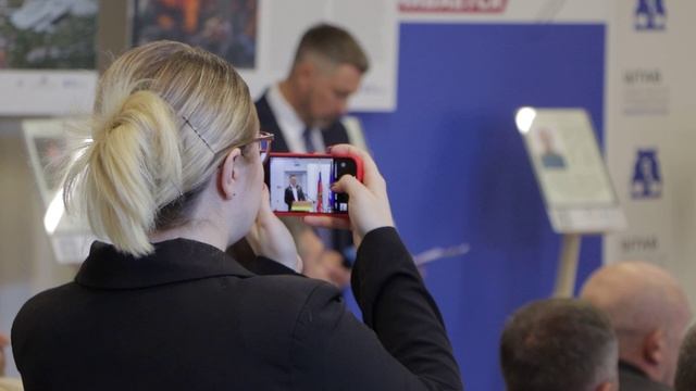 «Единая Россия» провела форум с депутатами горсовета нового созыва смотреть онлайн