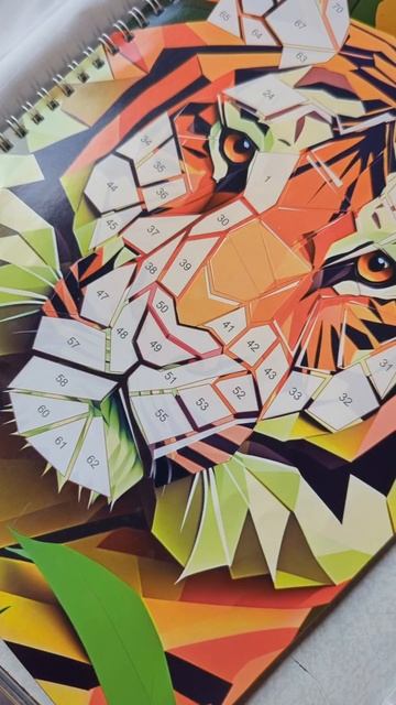 Взяли в дорогу наклейки по номерам - время прошло быстро!