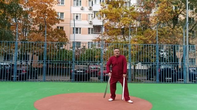 Разминка со стальным кнутом Цинь Цюн (8)