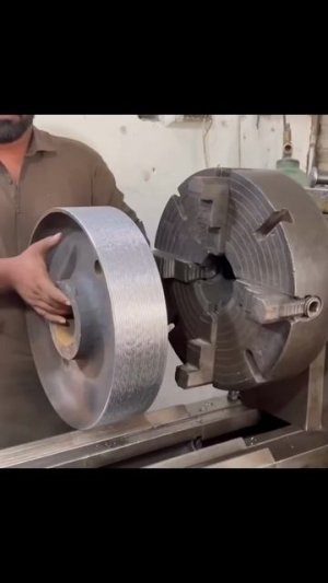 Ремонт огромной шестерни.