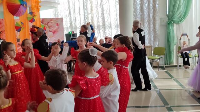 Фигурный вальс.... 04.10.25.