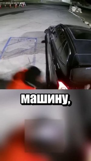 Дедушка защитил свой магазин