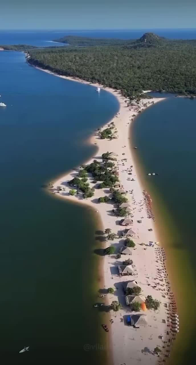 Пляж Альтер до Шао-это место, где природа, люди и солнце создают уникальную атмосферу. Песчаные п... смотреть онлайн