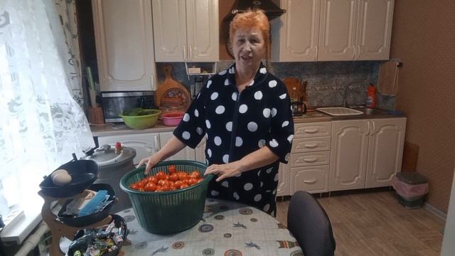 Осенние будни пенсионеров. смотреть онлайн