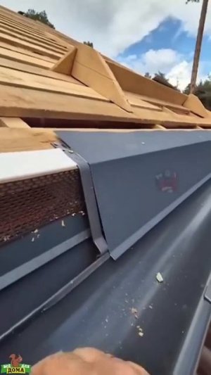 Наглядно показываем как надо делать карниз кровли